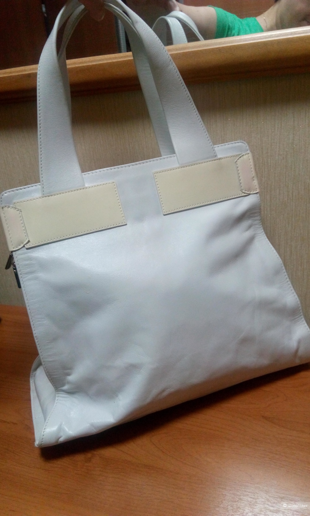 Кожаная женская сумка RIPANI  , размеры Ш 35 см х В 31 см х Г 14 см