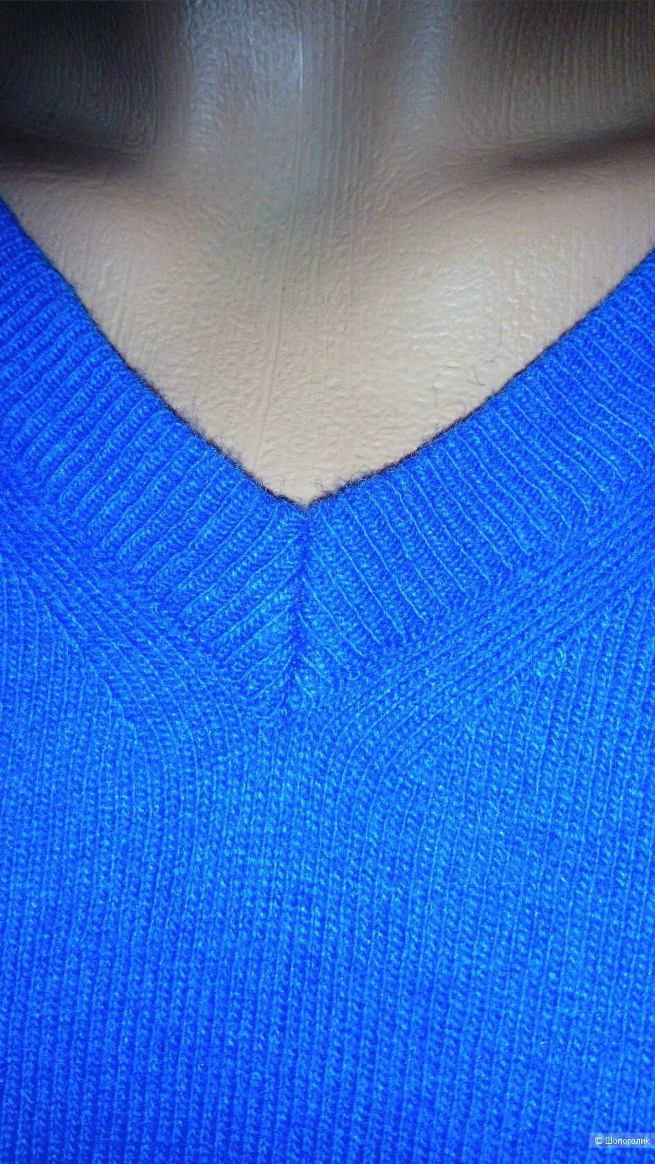 Пуловер L,UOMO.Размер 48-52.