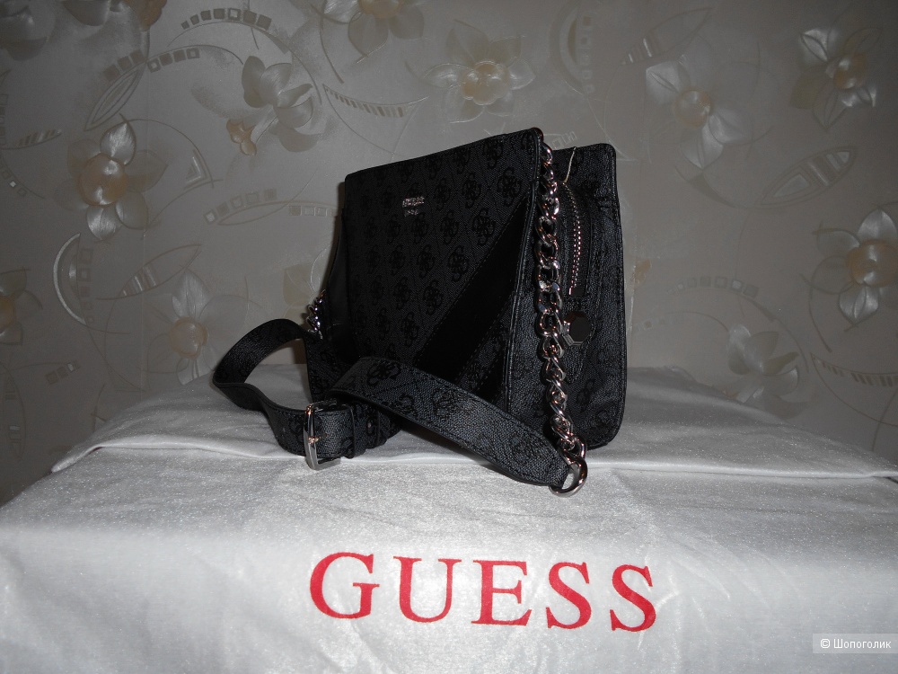 Сумка Guess