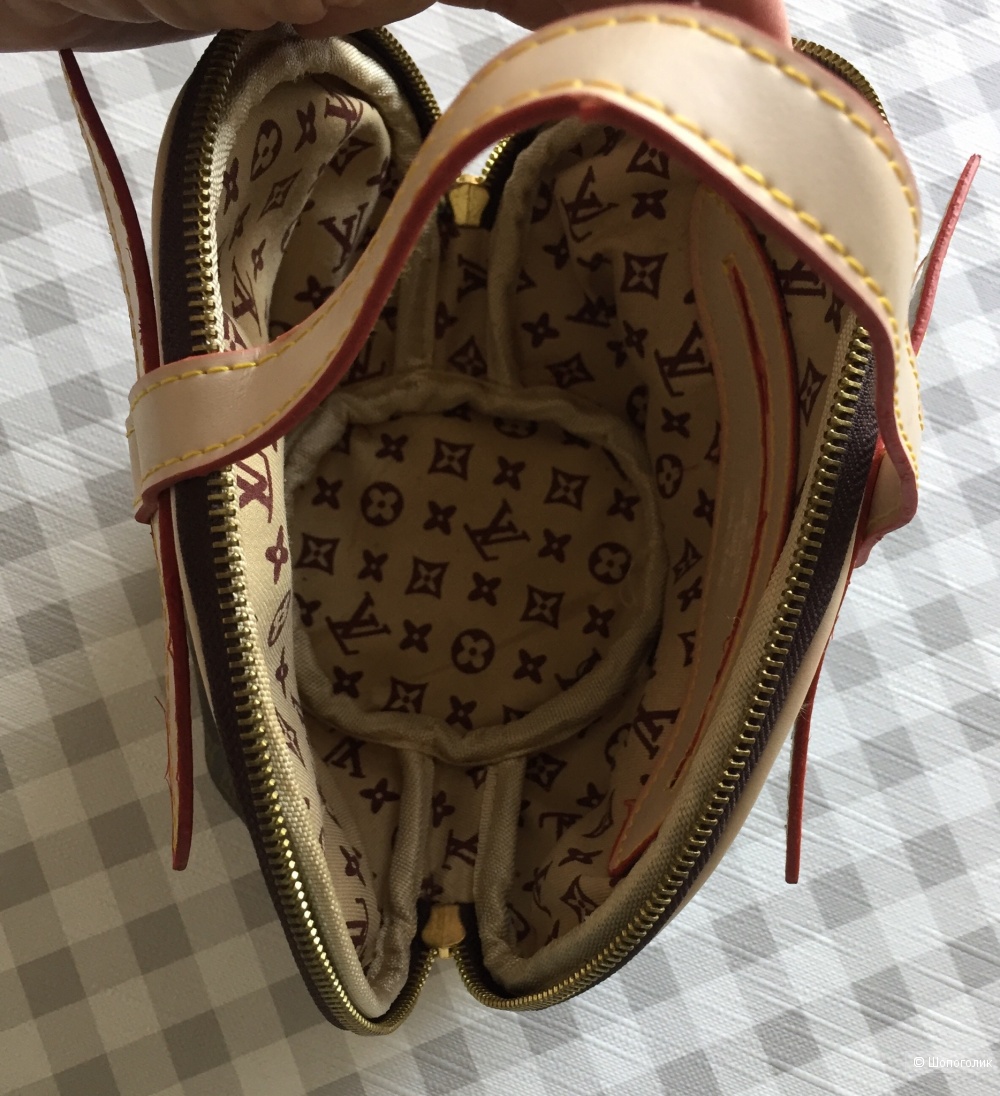 Косметичка Louis Vuitton One size