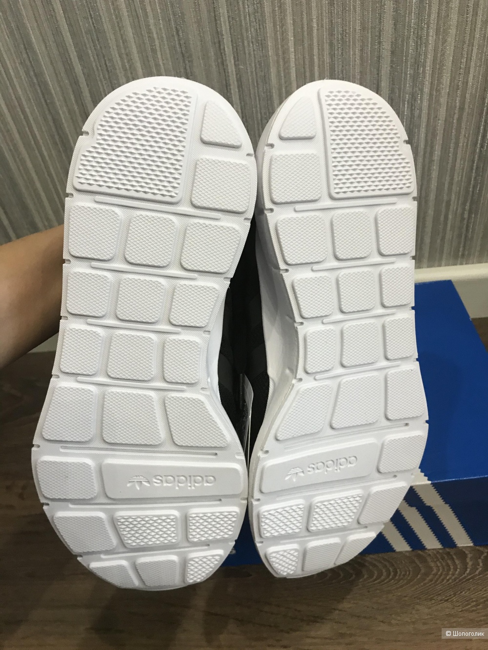 Кроссовки Adidas, 40