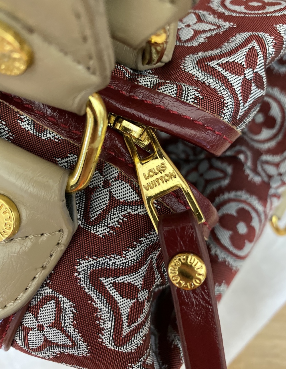 Сумка Louis Vuitton Aviator onesize