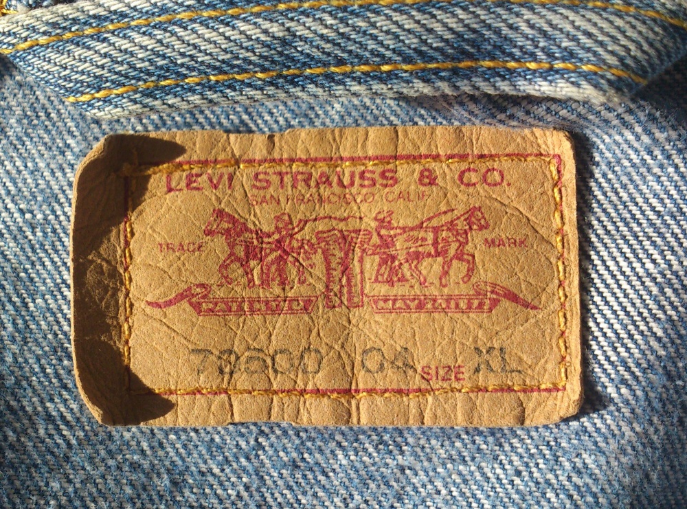 Джинсовая куртка Levi's XL