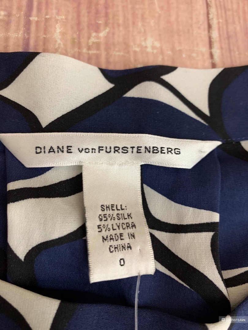 Платье из шелка Diane von Furstenberg XS