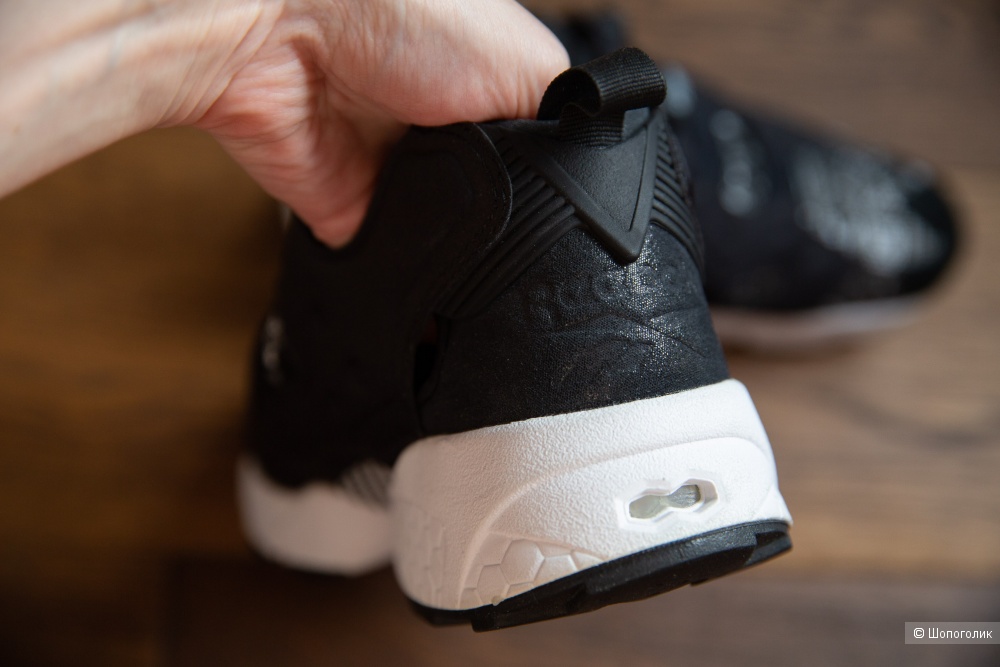 Кроссовки Reebok Classic InstaPump Fury GT размер 40 9 американский
