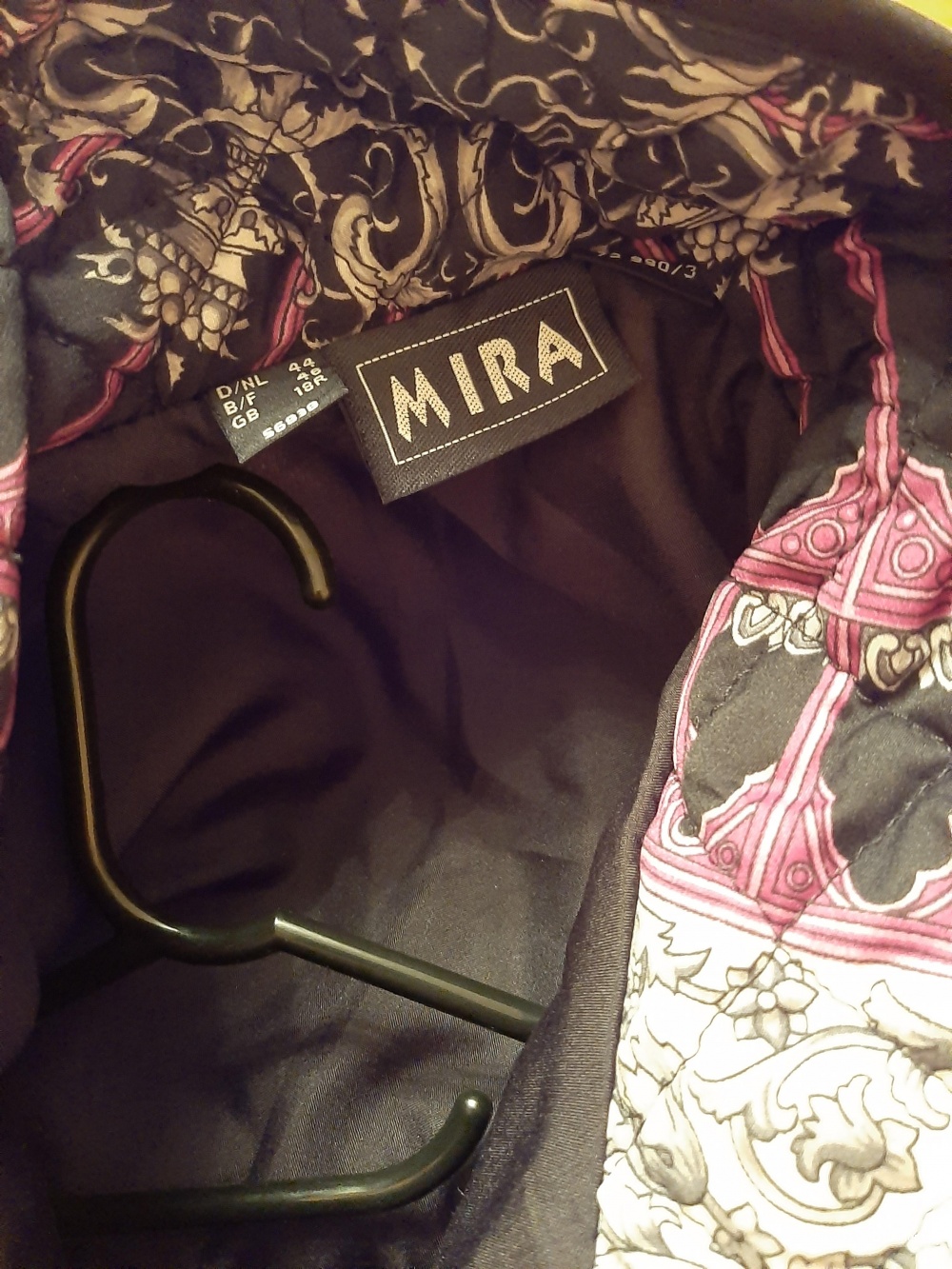 Куртка Mira р.48