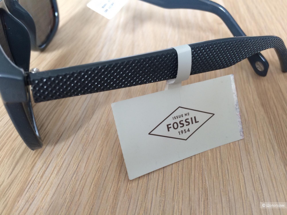 Очки солнцезащитные мужские Fossil