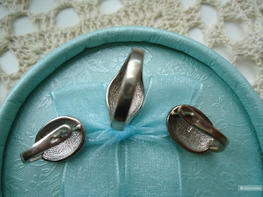 Серебряные серьги и кольцо (комплект)