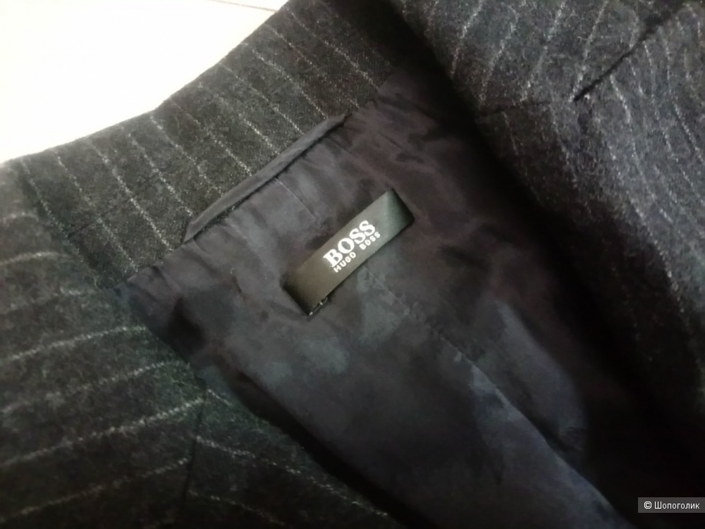 Шерстяной пиджак HUGO BOSS,100% шерсть, размер ит 40( рос 42-44)