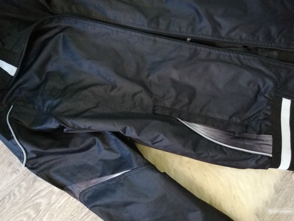 Курточка - ветровка Adidas, размер S(XS)