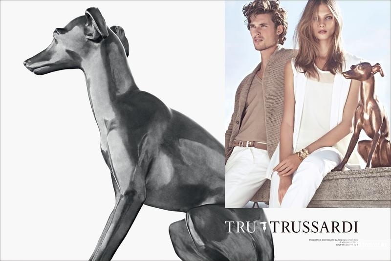 Новый свитер trussardi, размер 46/48/50