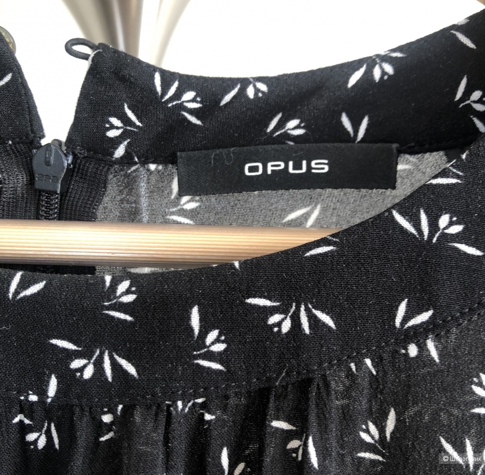 Платье  бренда Opus размер производителя 40  ( на 48 )