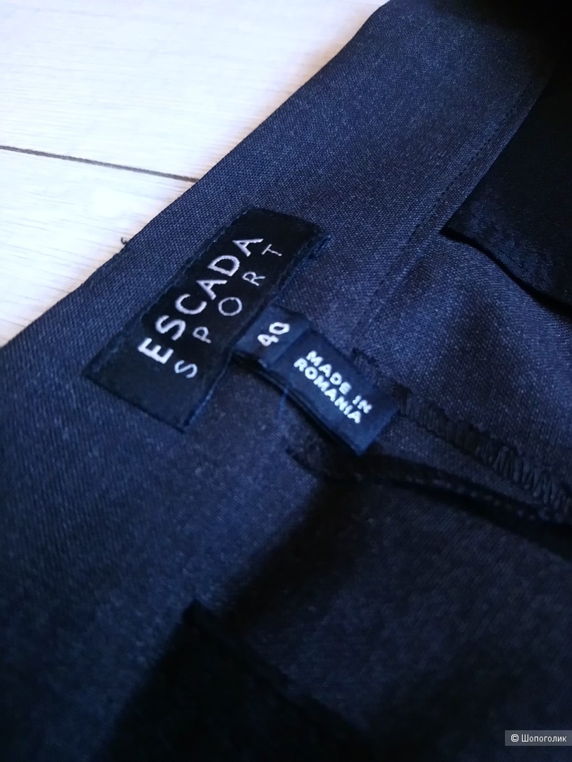 Шерстяные широкие брюки ESCADA, размер росс 48-50