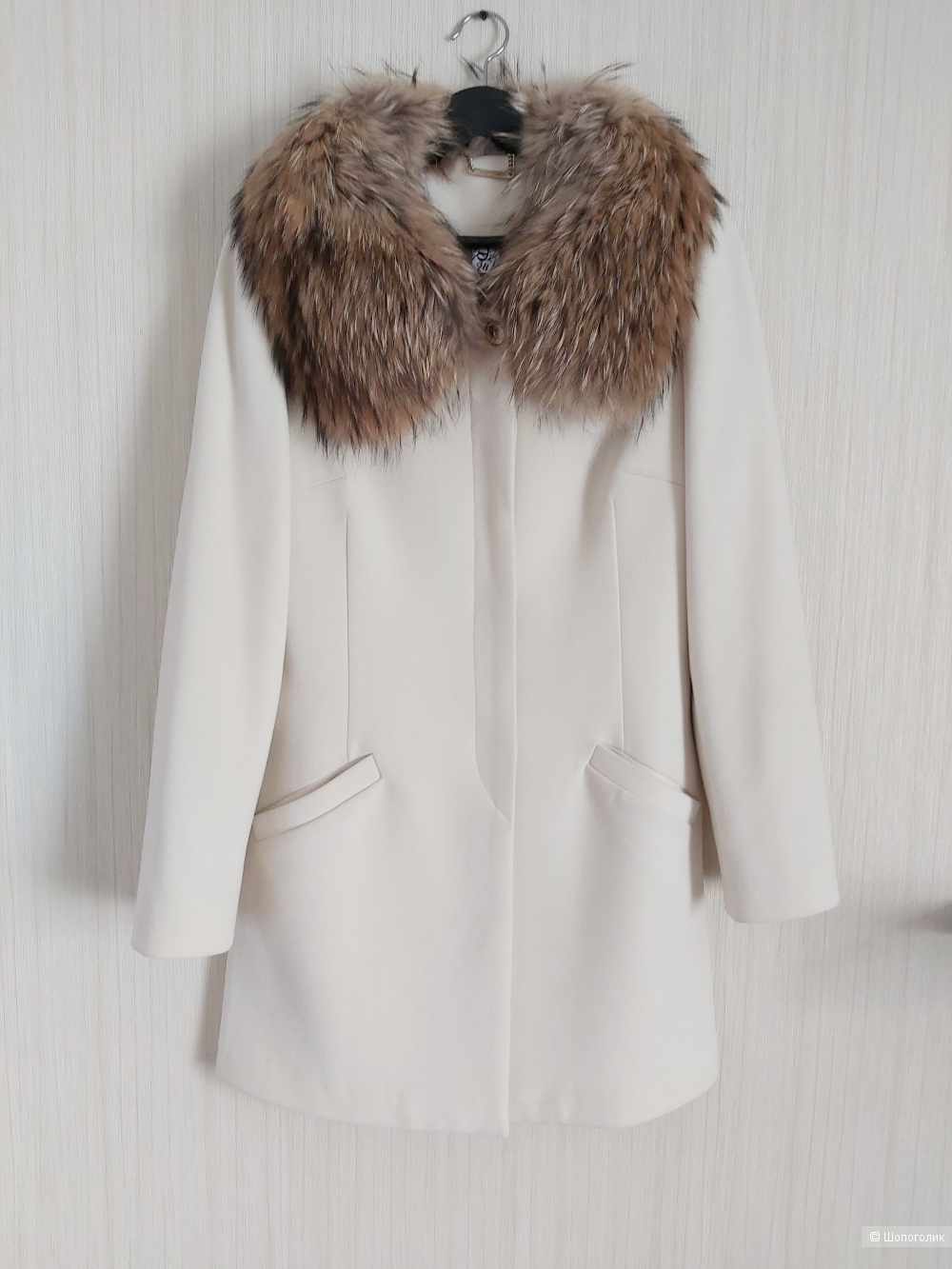 Пальто с натуральным мехом  Club Donna Fashion