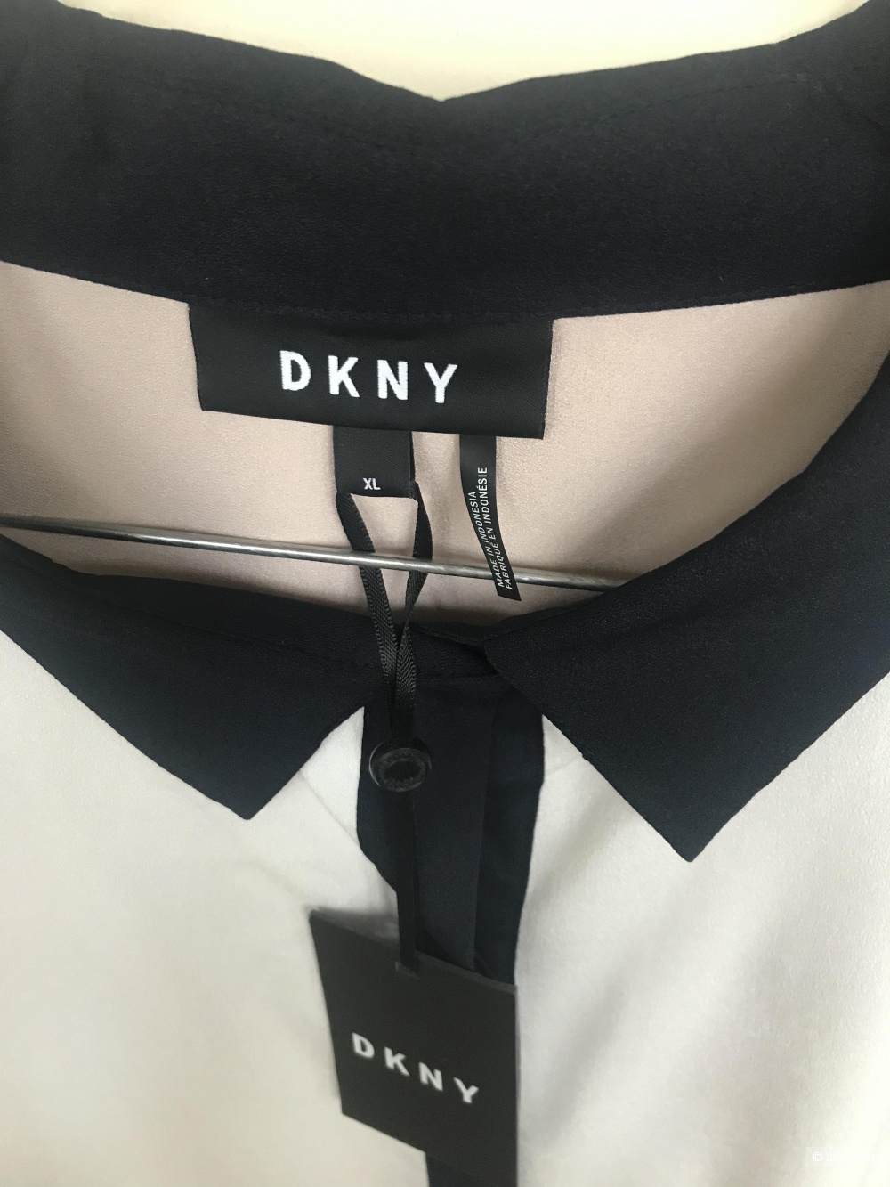 Блузка DKNY размер XL