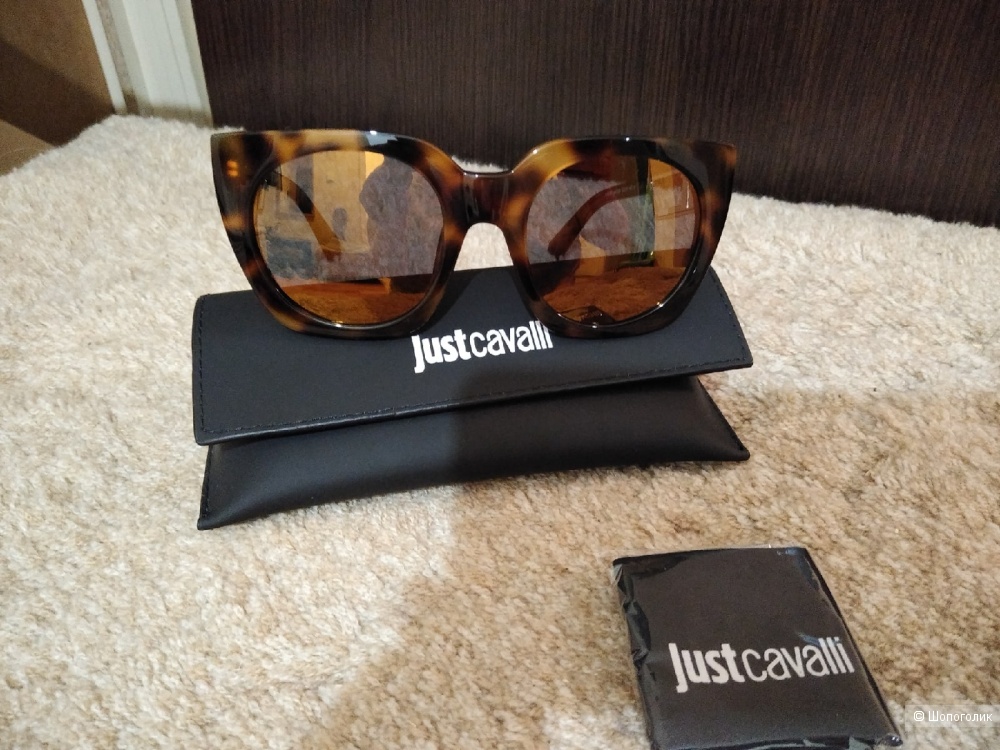 Солнцезащитные очки Just Cavalli (Roberto Cavalli).