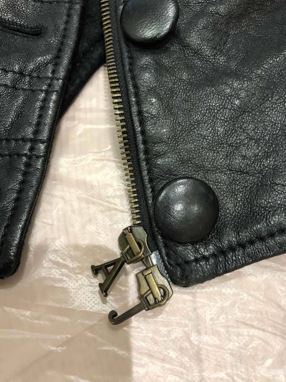 Куртка кожаная Armani Jeans, 40IT