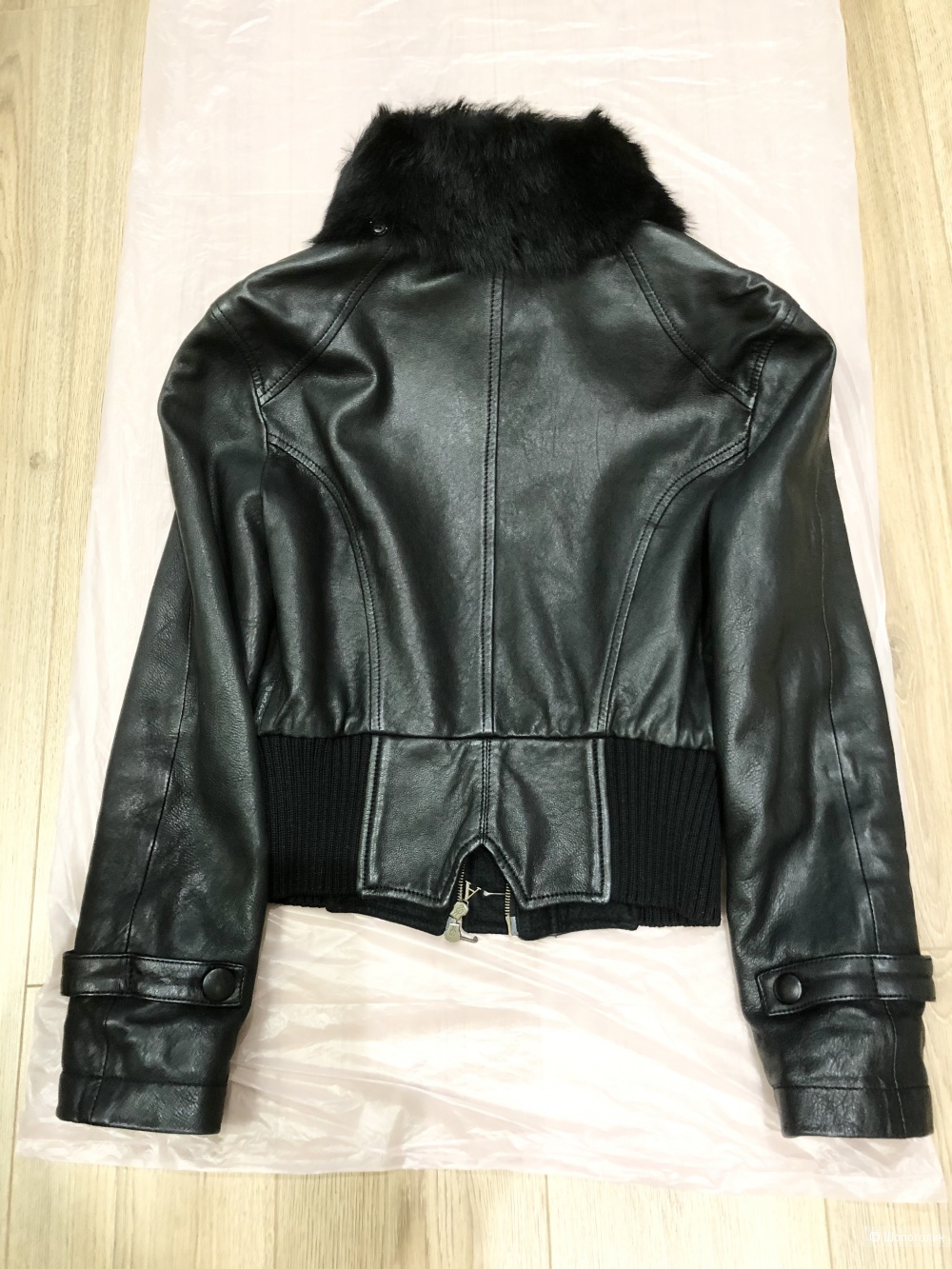 Куртка кожаная Armani Jeans, 40IT