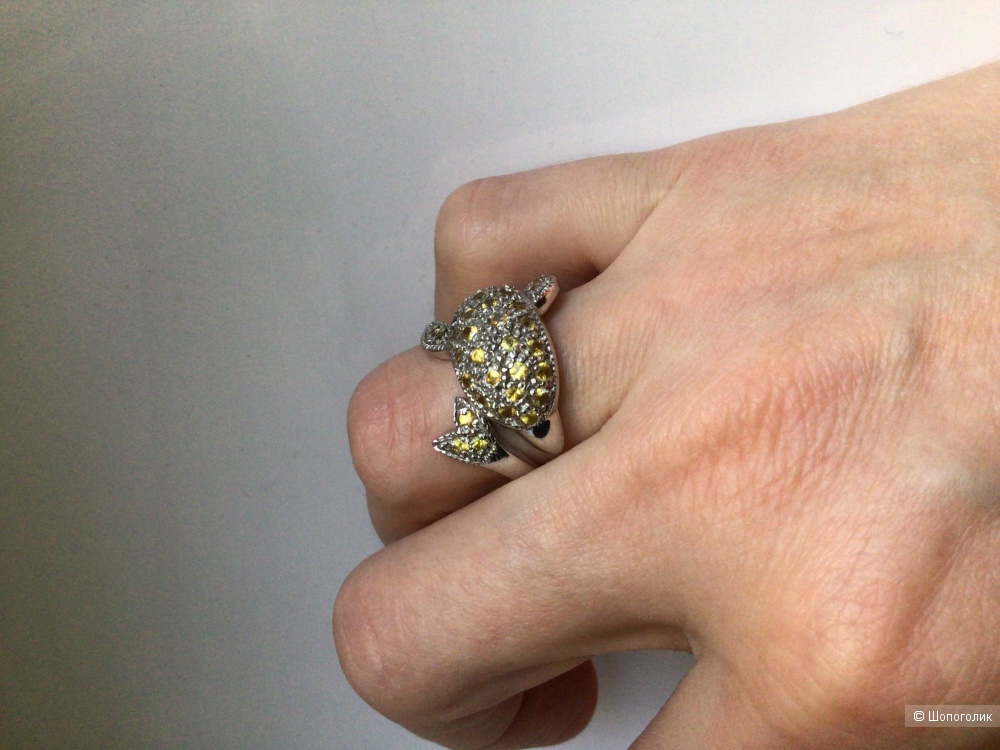 Серебряное кольцо с натуральными желтыми сапфирами, 17 размер
