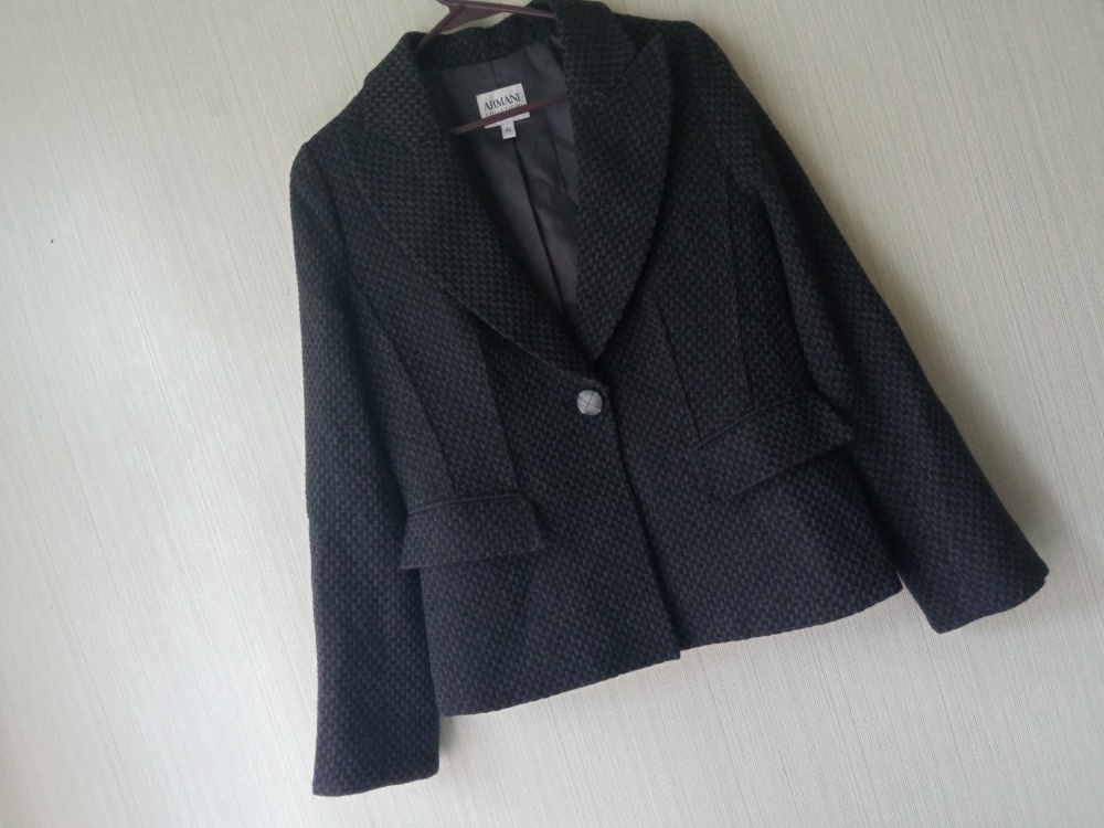 Пиджак Amani Collezioni  размер 42
