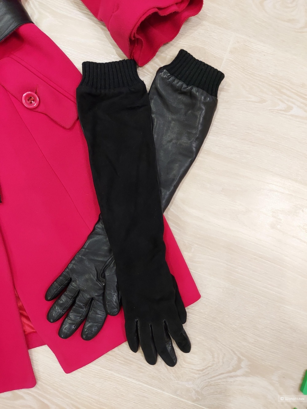 Малиновое пальто+перчатки, размер S-M