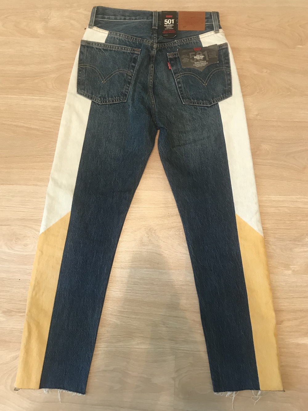 Джинсы Levi's, размер 24/28