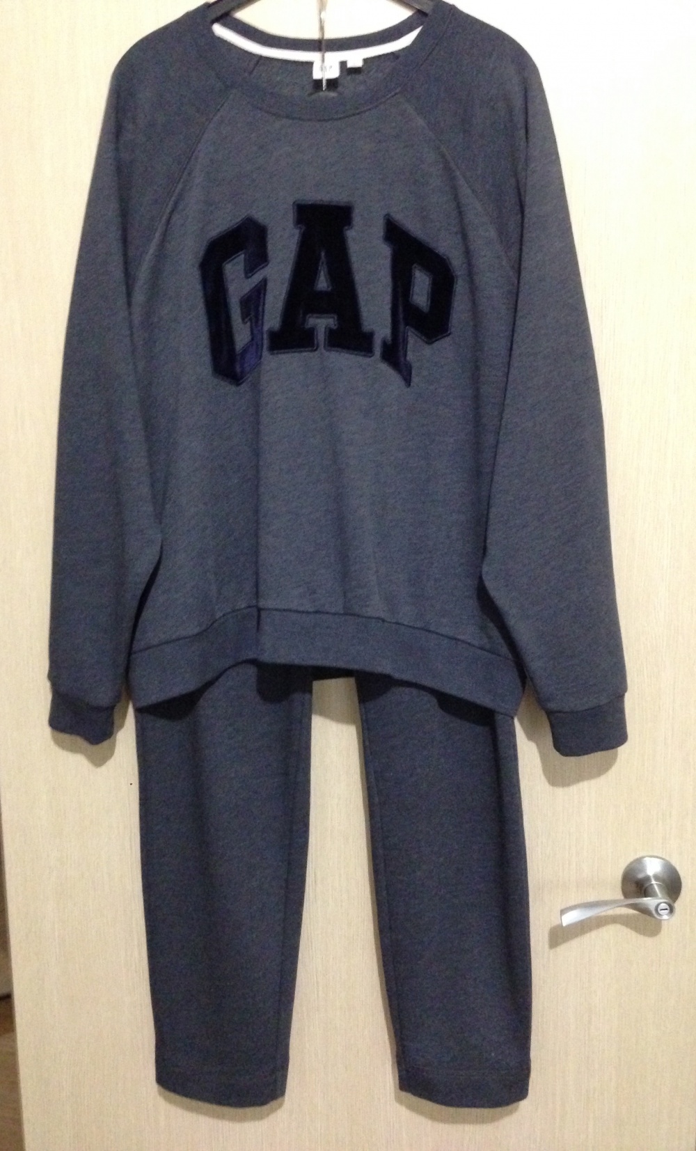 Спортивный костюм "Gap", XL размер