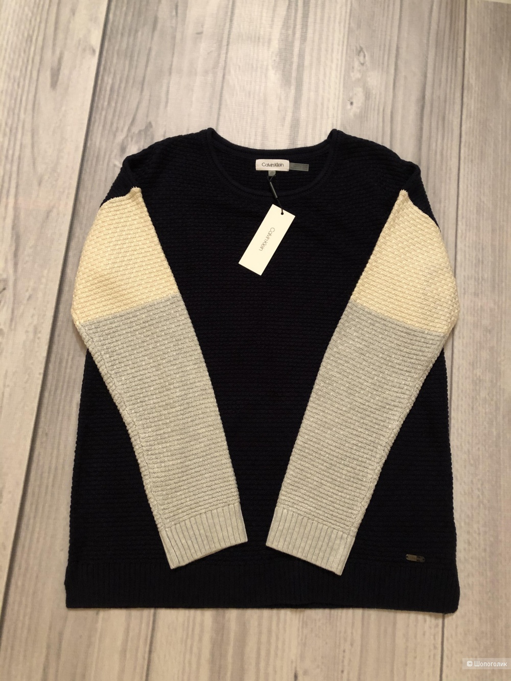 Свитер Calvin Klein размер 42-44-46