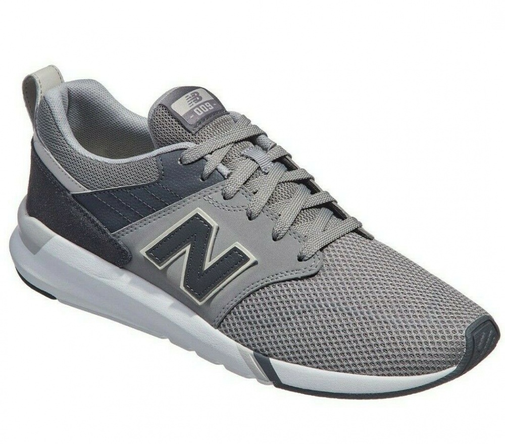 Кроссовки New Balance 009 размер 45 на 44