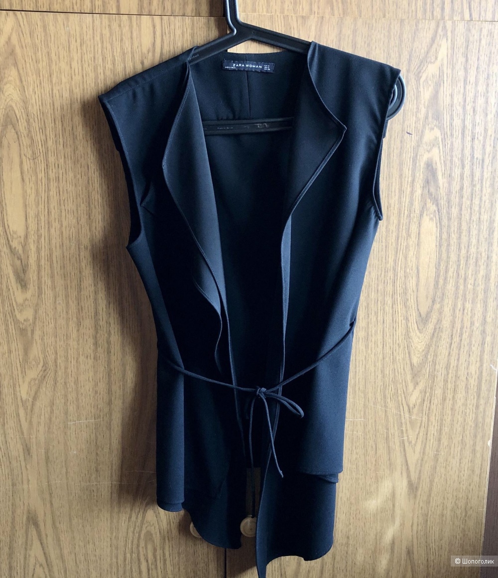 Жилет zara, размер М