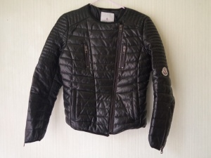 Куртка  Moncler размер m