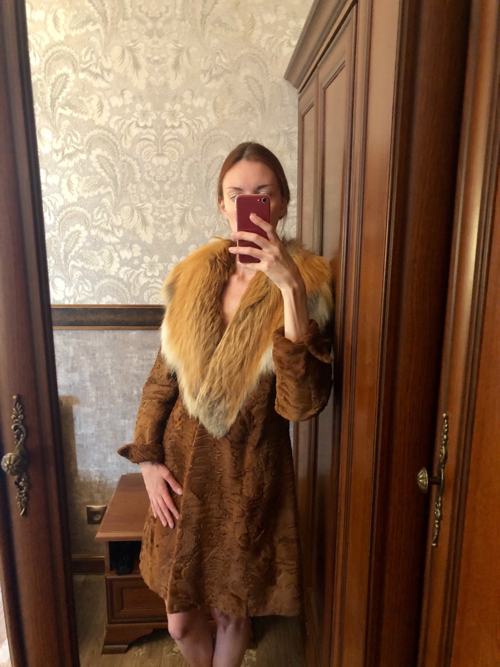 Шуба пальто из каракульчи с лисой avanti furs 42-44