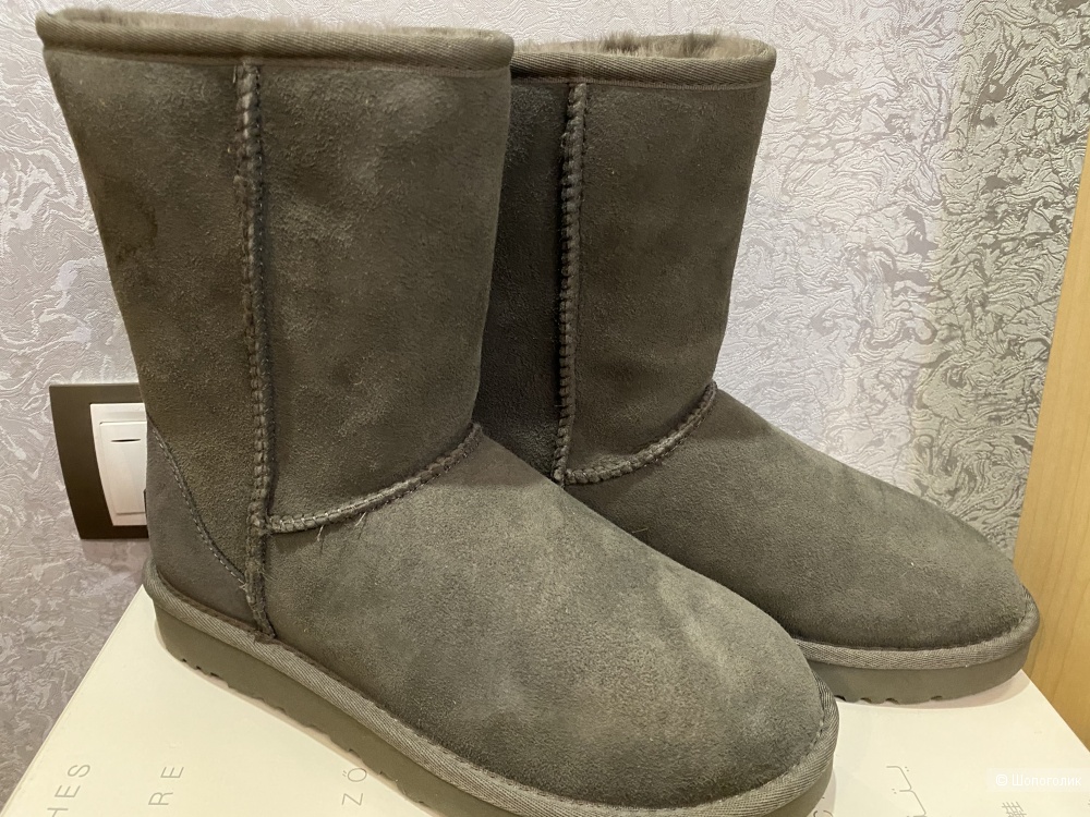 Сапоги UGG, размер 7US