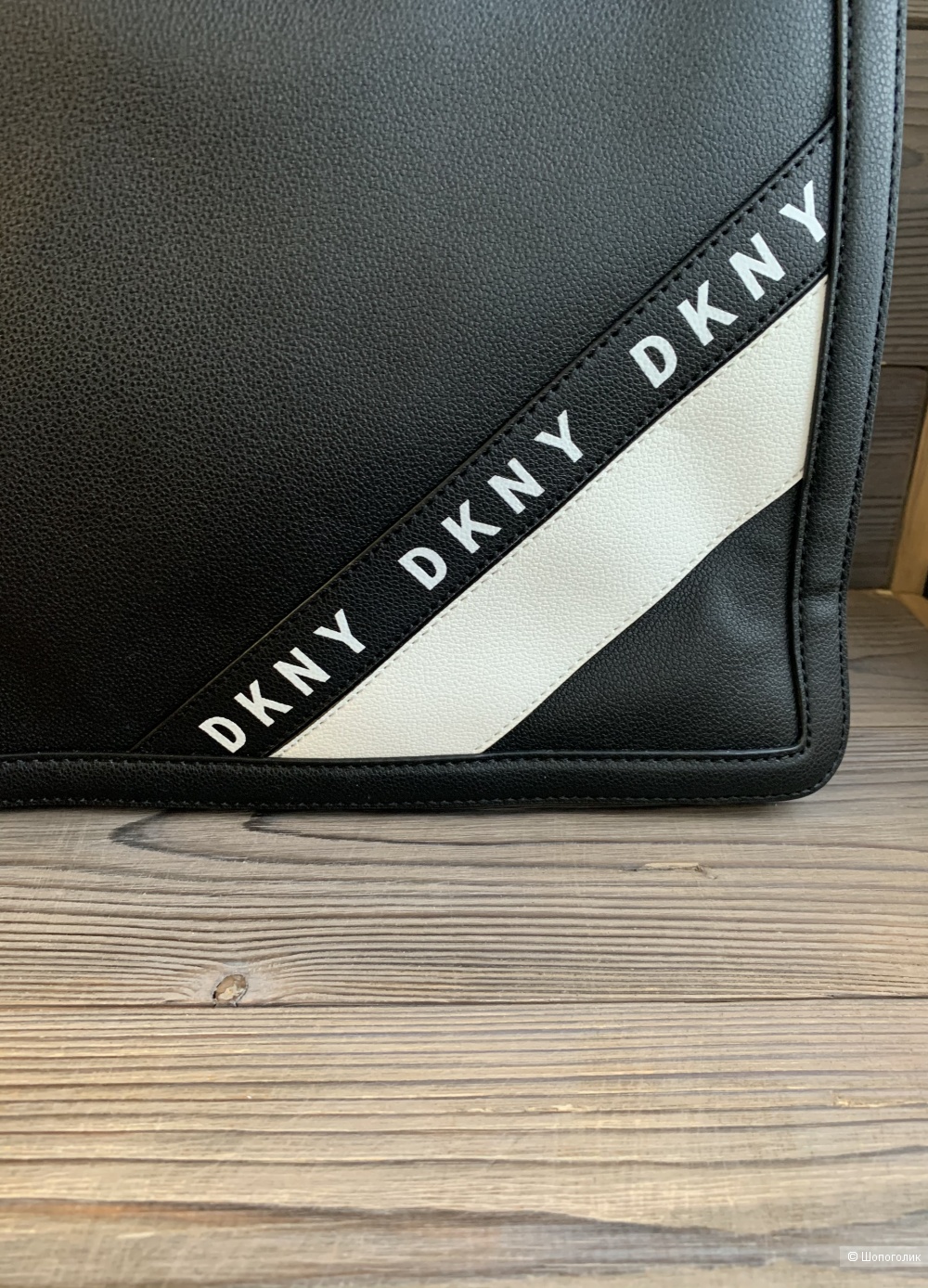 Сумка DKNY