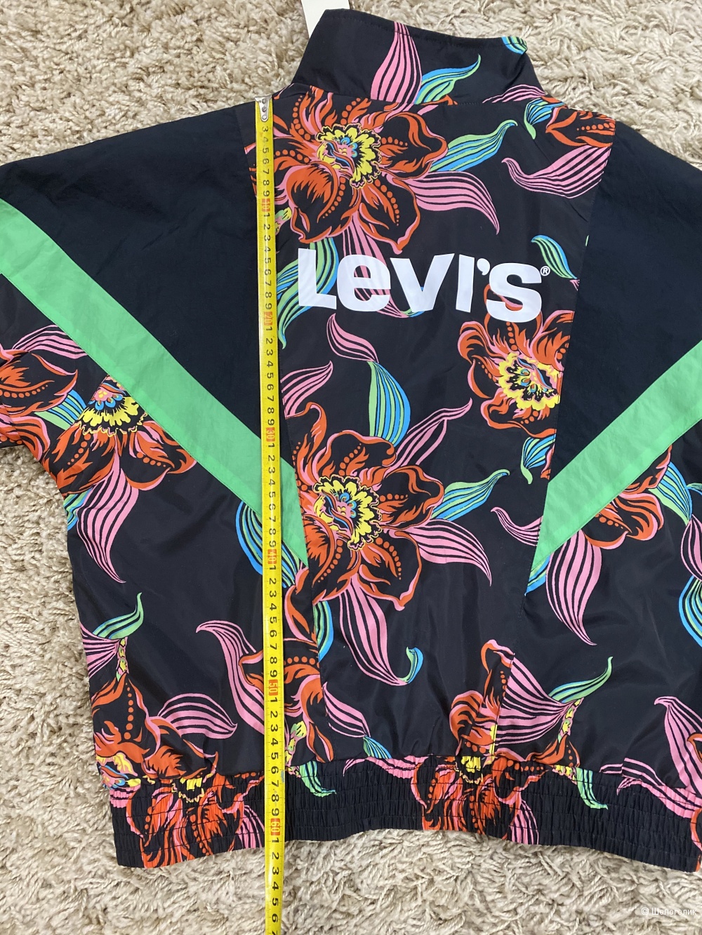 Ветровка Levis, размер M