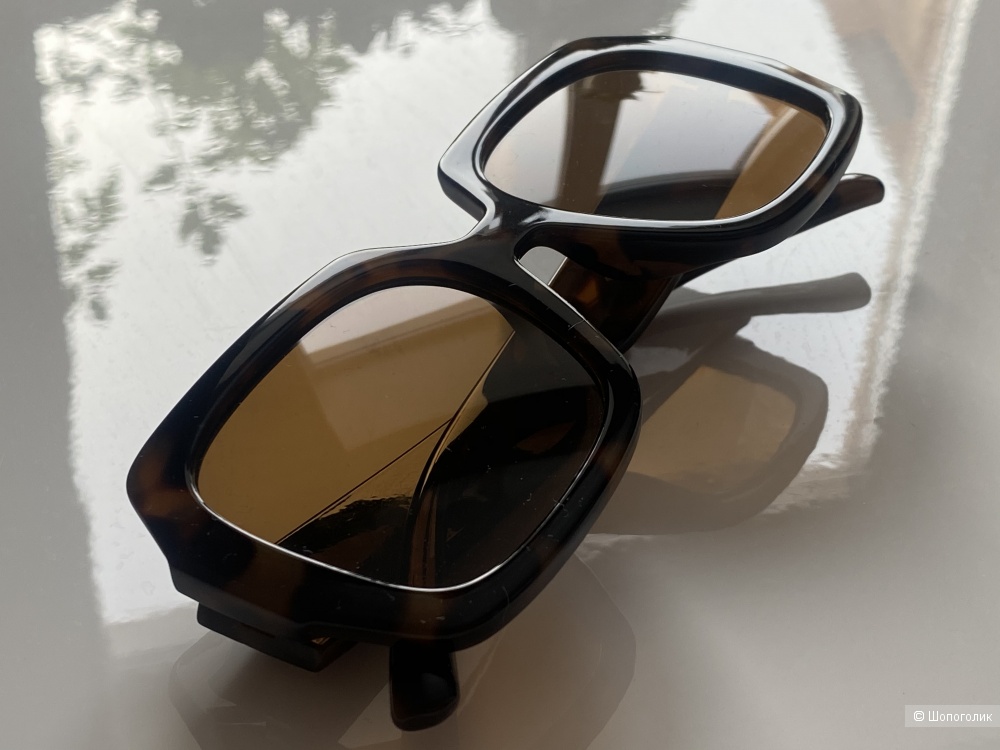 Солнцезащитные женские очки  Mango