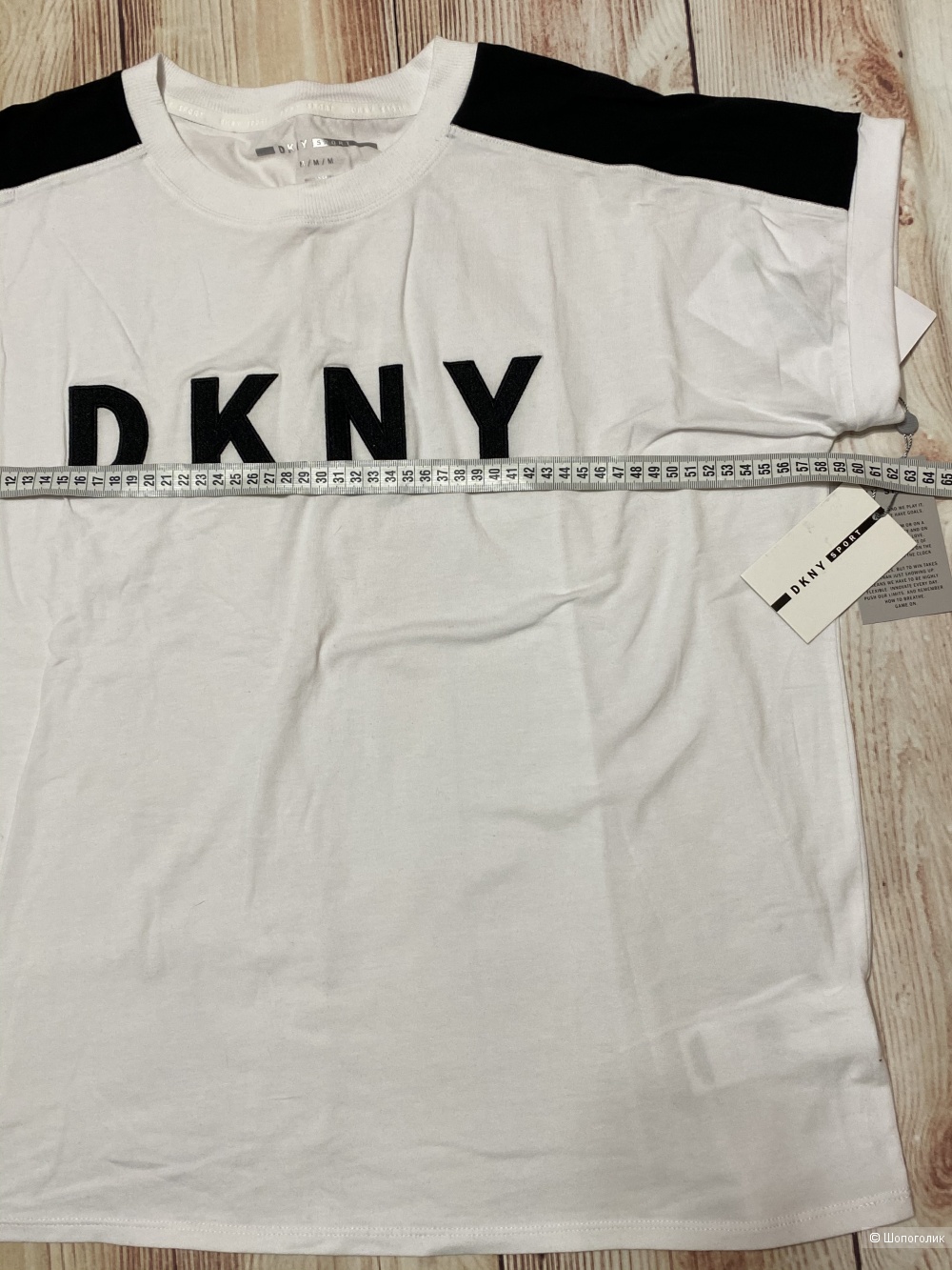 Футболка DKNY, размер М. Большемерит