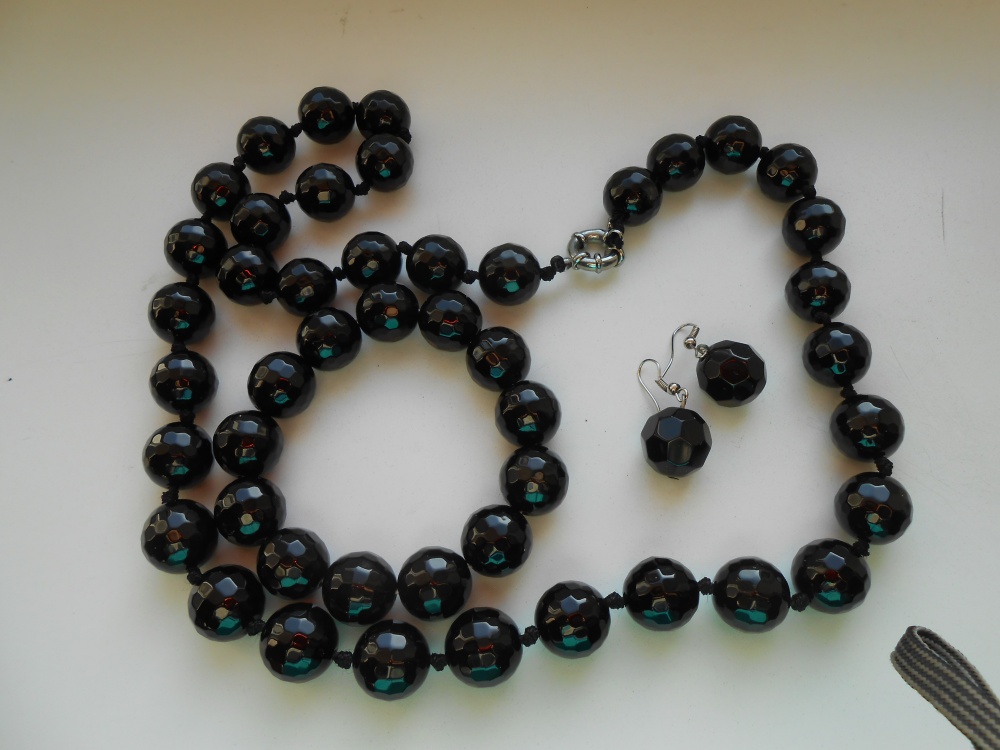 Комплект из черного  агата: бусы,браслет,серьги, Индия, one size.