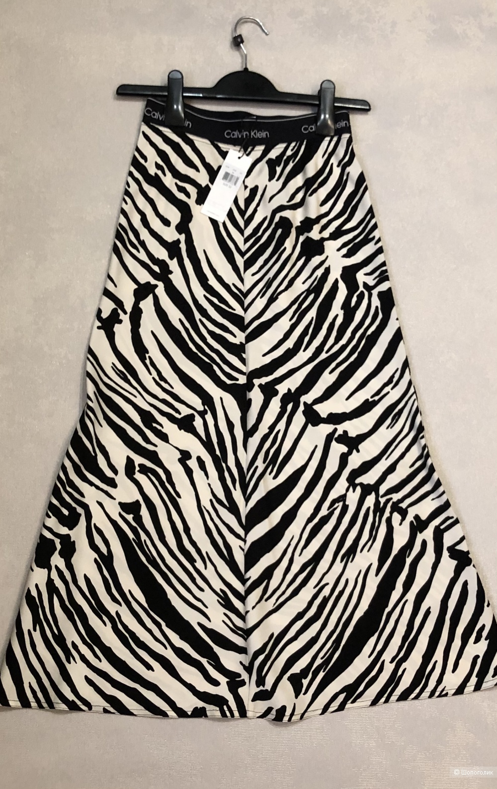Юбка миди Calvin Klein с принтом зебра, р.32