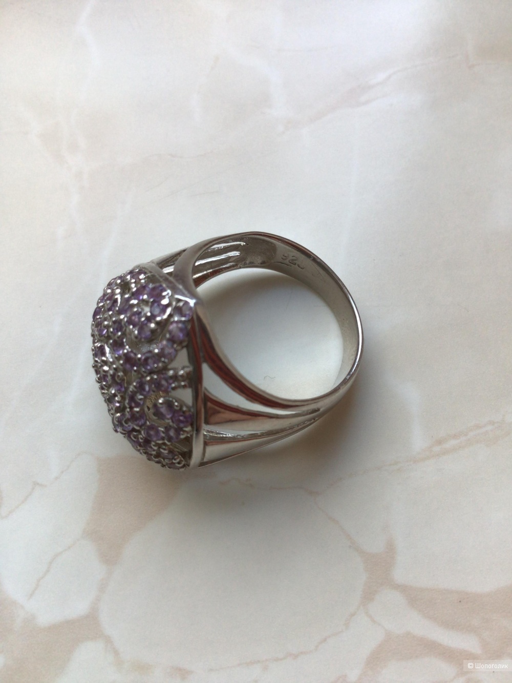 Серебряное кольцо с натуральными аметистами, 18 размер