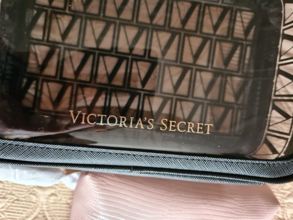 Набор из 3 косметичек Victoria's Secret, One Size