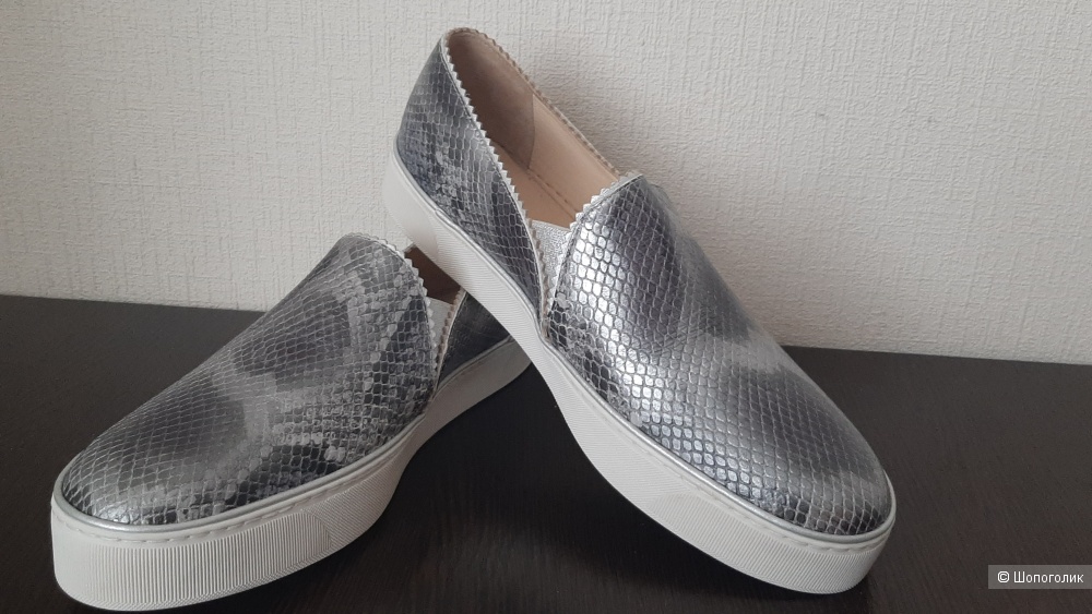 Слипоны Stuart Weitzman , размер 40