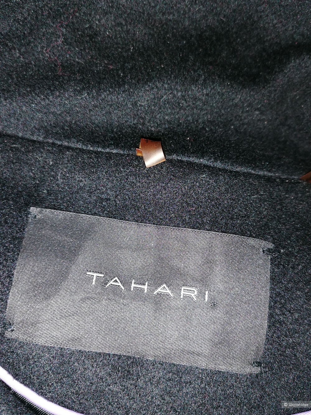 Пальто Tahari 100 процентная шерсть размер 12(48)