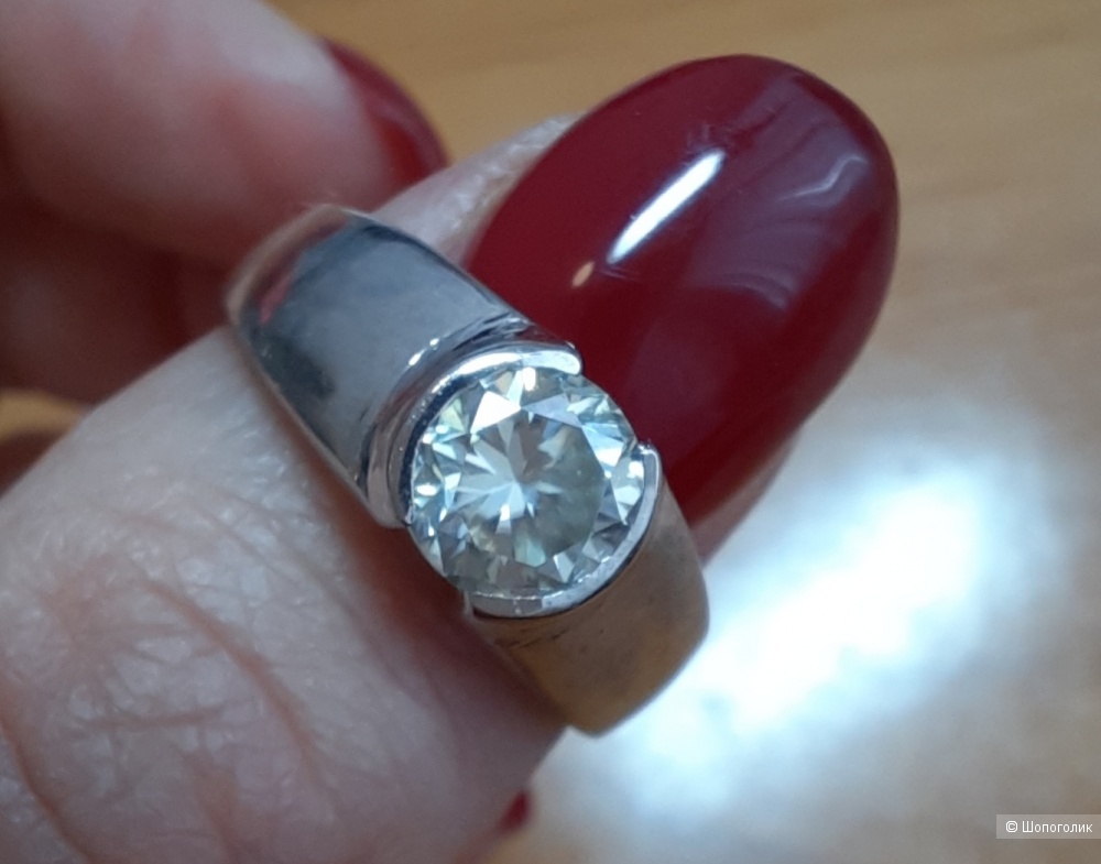 Перстень серебро, муассанит 1.03 Ct VVS1, 17 размер (7 евро)