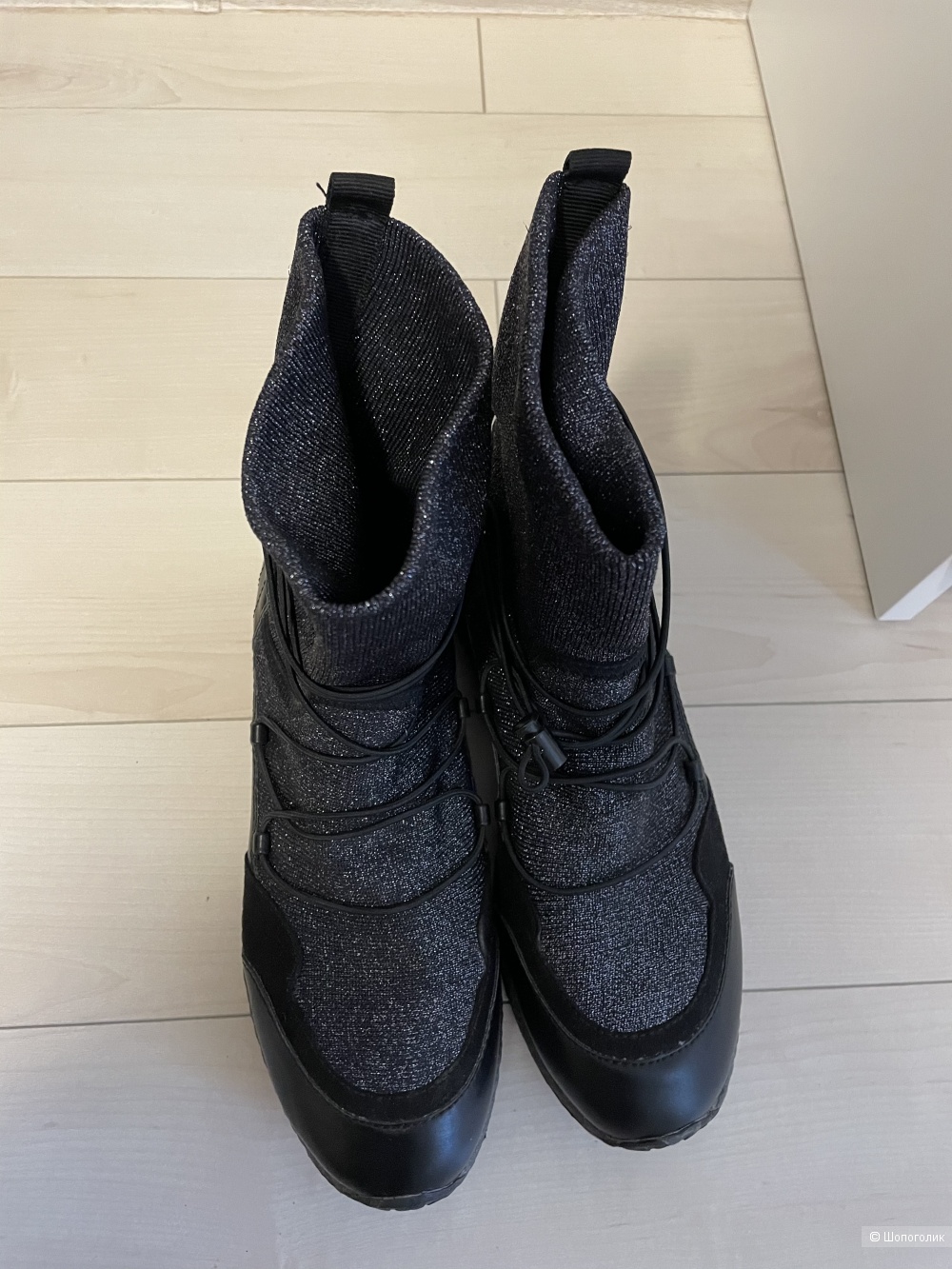 Ботинки кроссовки Carnaby размер 39