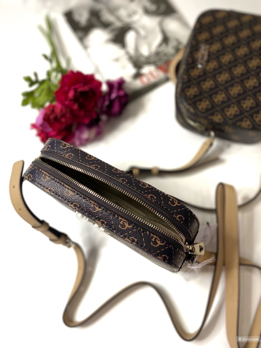 Сумка кроссбоди Guess
