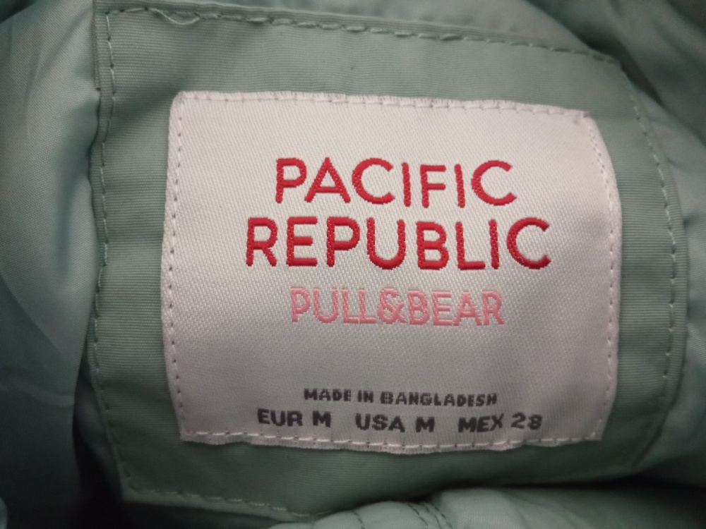 Куртка pull&bear размер М
