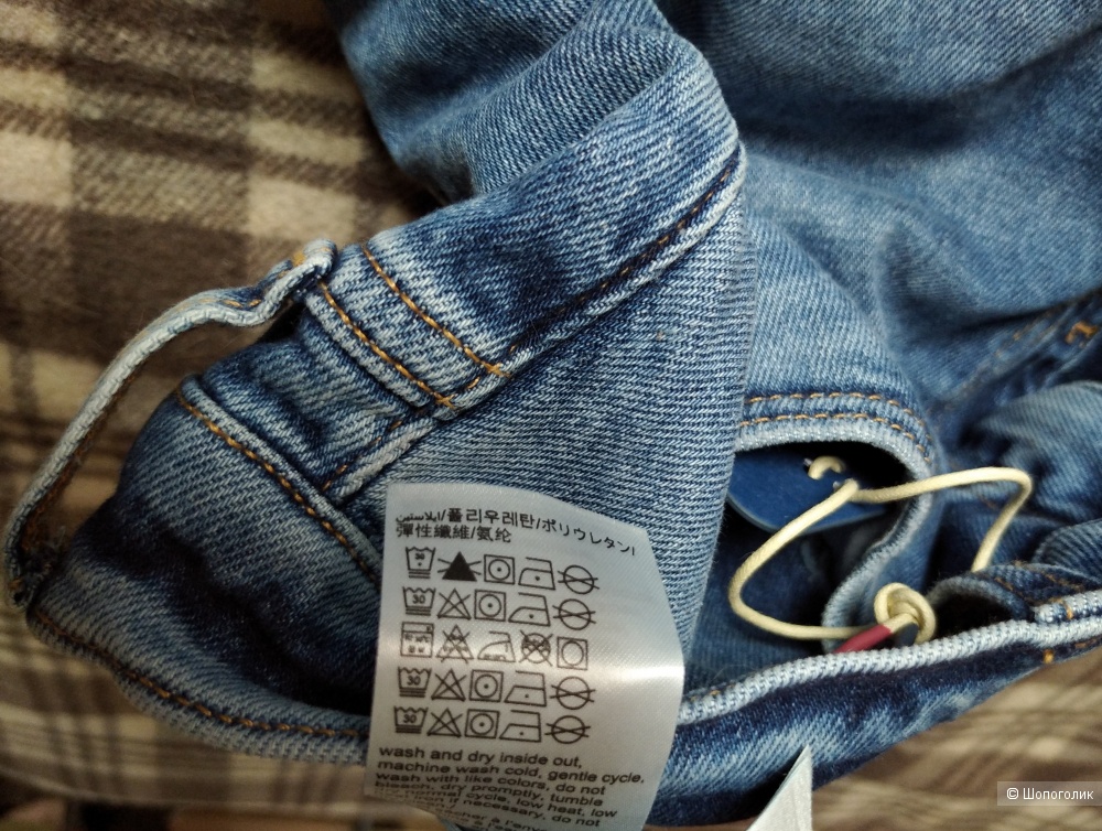 Джинсы Tommy Jeans, 27/32 (большемерят)