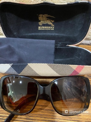 Солнцезащитные очки BURBERRY