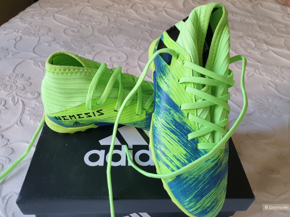 Детские футбольные бутсы Adidas Nemeziz, 31 размер